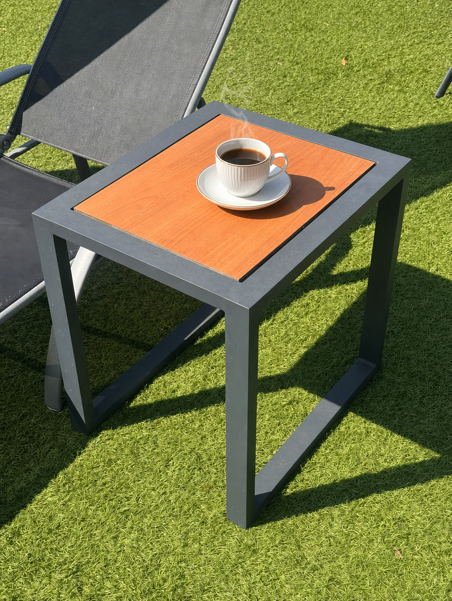 FORMALU Sidetable